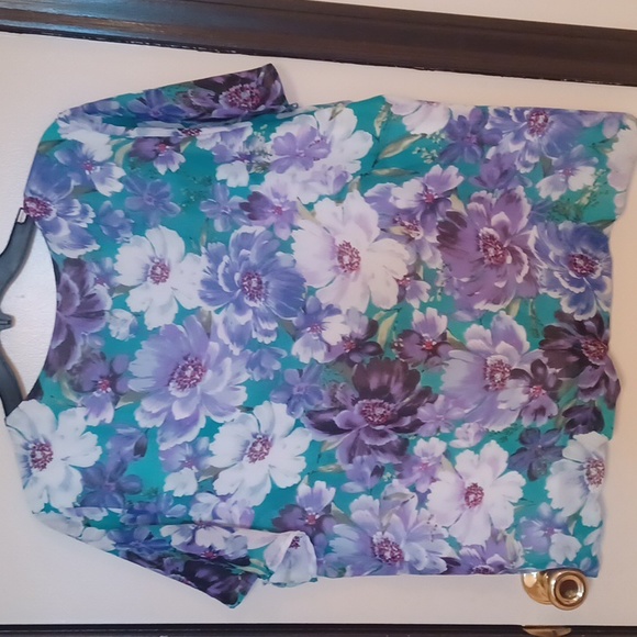 Bon Worth top - Picture 2 of 7